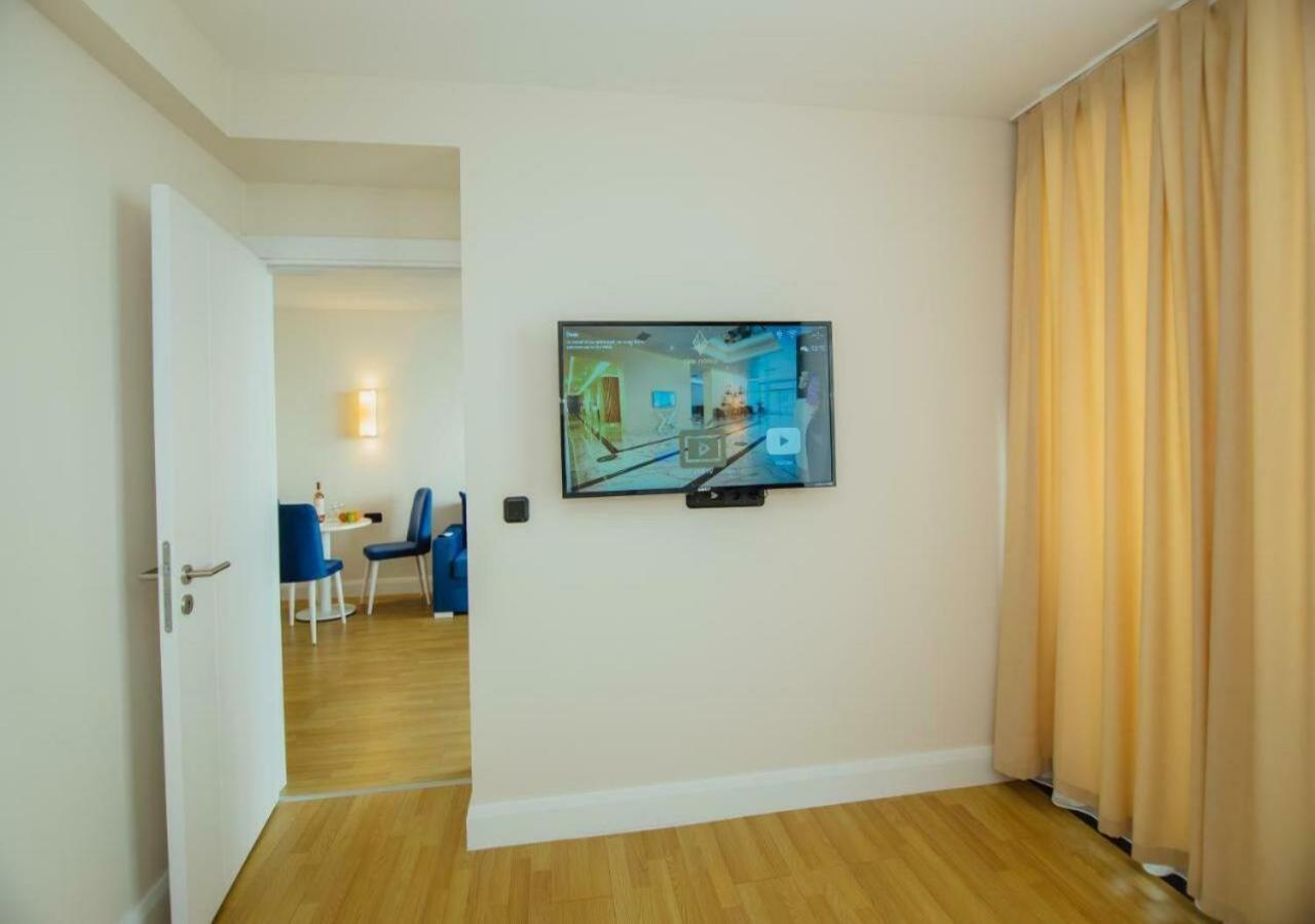 Aparthotel Orbi City Sea View Batumi Exteriör bild